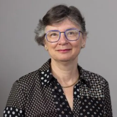 Image of Lisa Moore